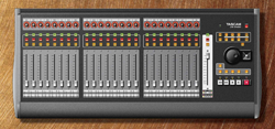 304-Tascam-2400